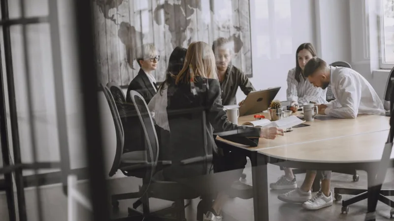 Como Proteger sua Empresa com Seguro: Guia Completo - Reducao de Riscos: Como Pagar Menos no Seguro Empresarial