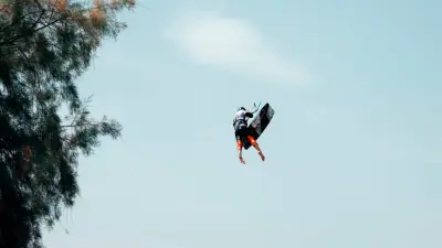 Seguro para Esporte Radical: Surf, Escalada, Paraquedismo